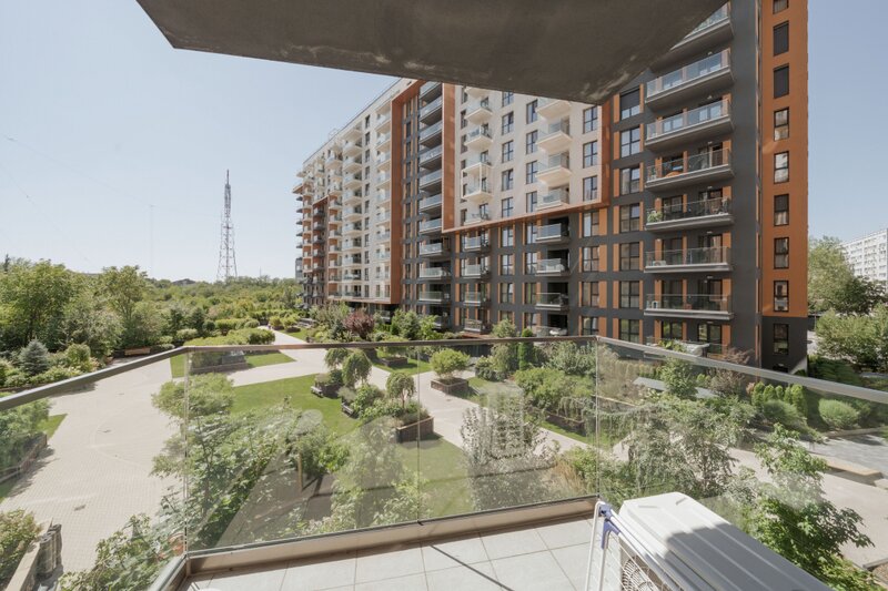 Parcului 20, Expozitiei, vedere gradina, 78 mp utili, mobilat si utilat modern